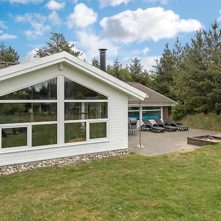 Rudy - 900m To The Fjord By Interhome