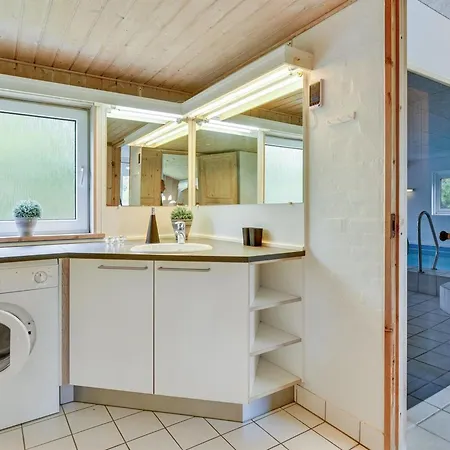 Hébergement de vacances Rudy - 900m To The Fjord By Interhome *