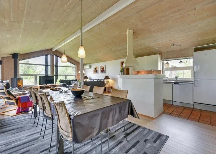 Rudy - 900m To The Fjord By Interhome Nyaraló