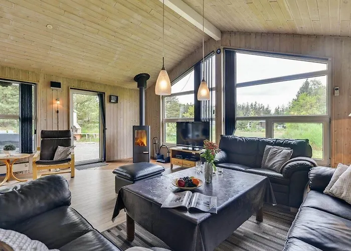 Nyaraló Rudy - 900m To The Fjord By Interhome *